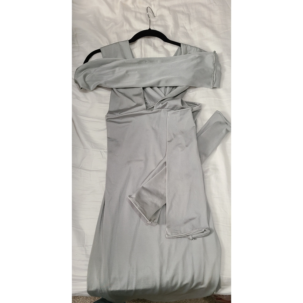 Custom dress - Picture 4 of 4